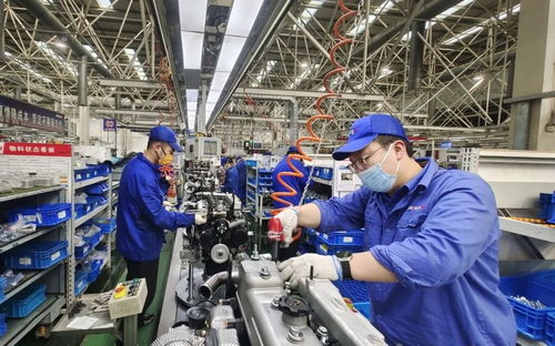 數(shù)智轉(zhuǎn)型激活新動(dòng)能 揚(yáng)州經(jīng)開區(qū)以“強(qiáng)信心、穩(wěn)發(fā)展”引領(lǐng)產(chǎn)業(yè)變革